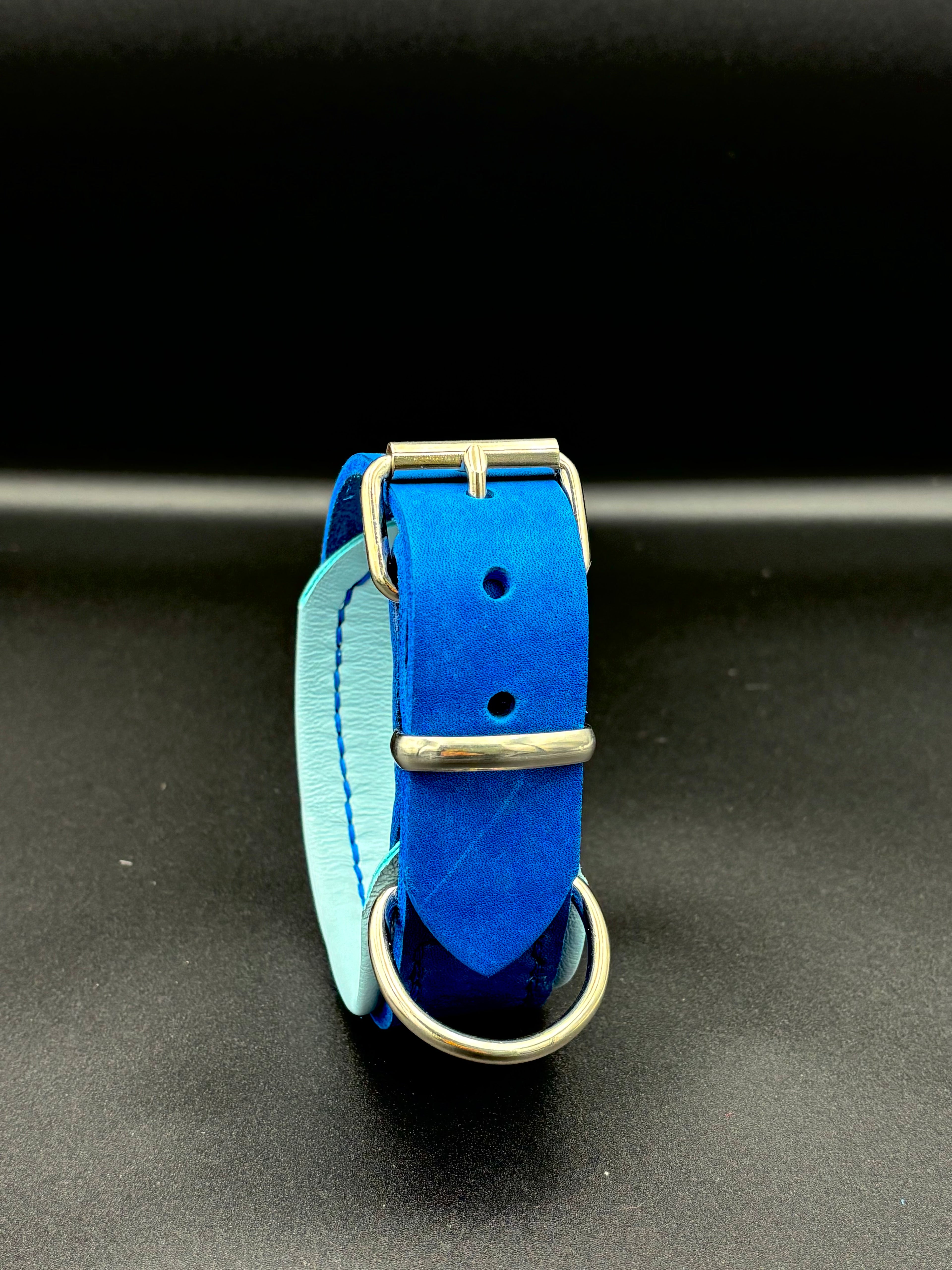 2-farbiges Leder-Hundehalsband – Handgenäht, Blau
