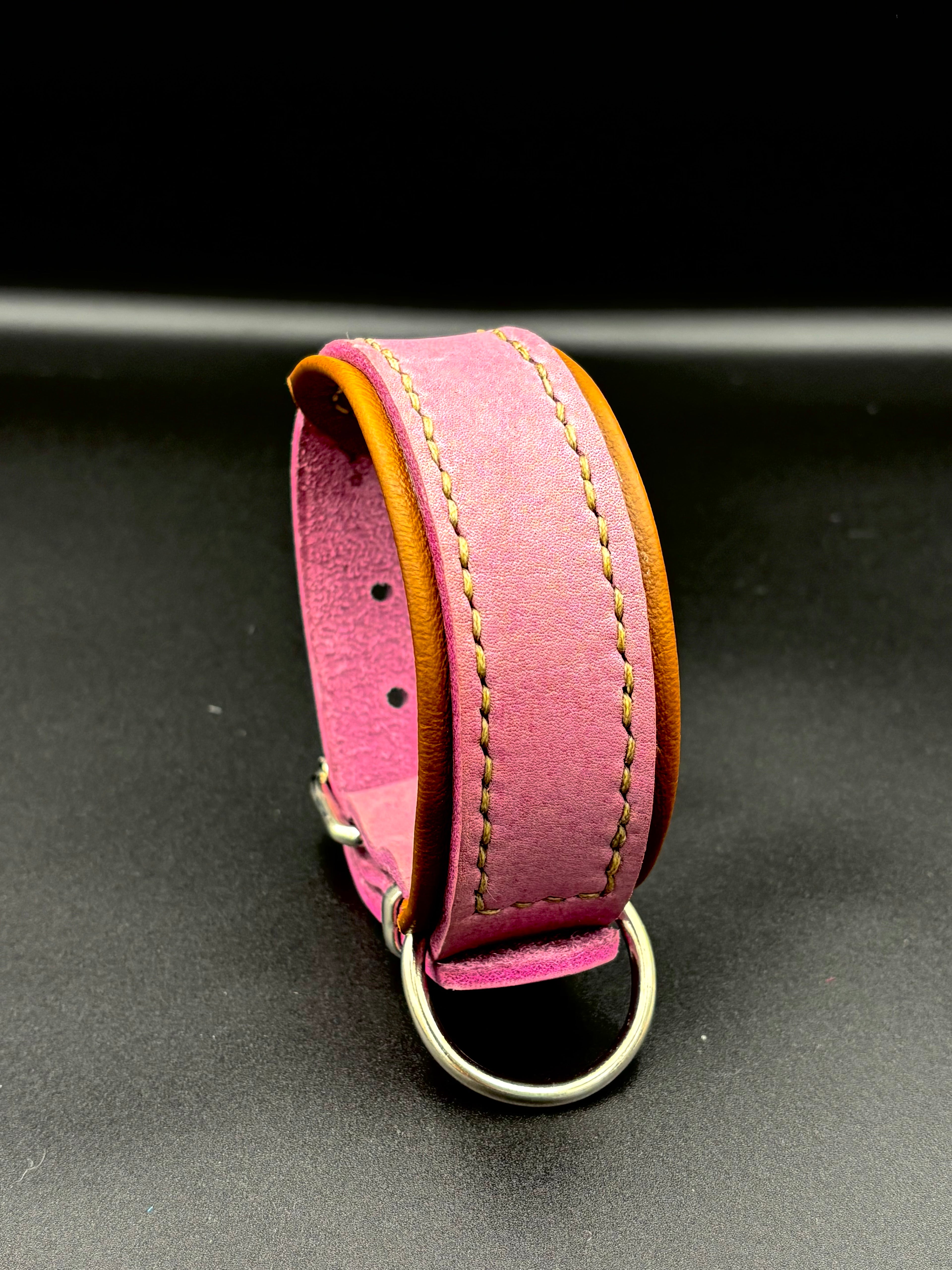 2-farbiges Leder-Hundehalsband – Handgenäht, Rosa-Braun